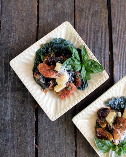 Marinated Fig and Kale Salad at FreshBitesDaily.com
