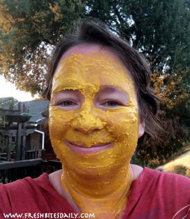 Benefits of turmeric mask on face